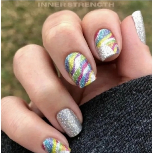 Color Street Inner Strength - Picture 3 of 10